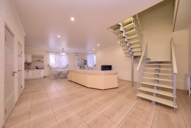 Купить дом в районе Железнодорожный в Рязани. Вариант № 6141624, 11, площадь -  квм, цена 20000000 рублей