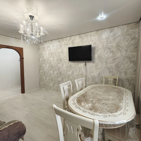 Купить четырехкомнатную квартиру в Новосибирской области. Вариант № 5922470, 3, площадь -  квм, цена 5500000 рублей