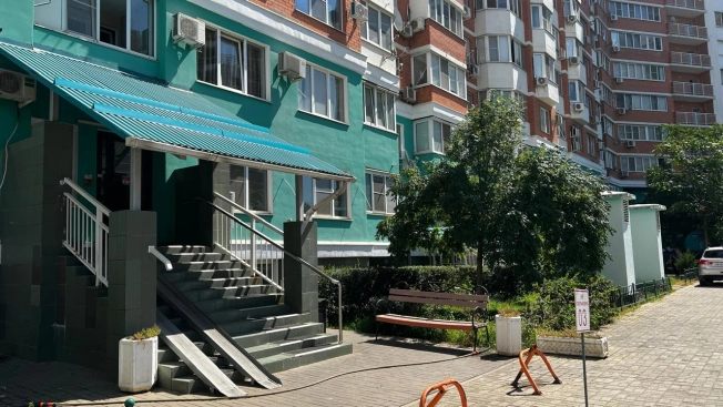 Купить однокомнатную квартиру на улице Героев-Разведчиков в Краснодаре. Вариант № 2053083, 0, площадь -  квм, цена 7500000 рублей