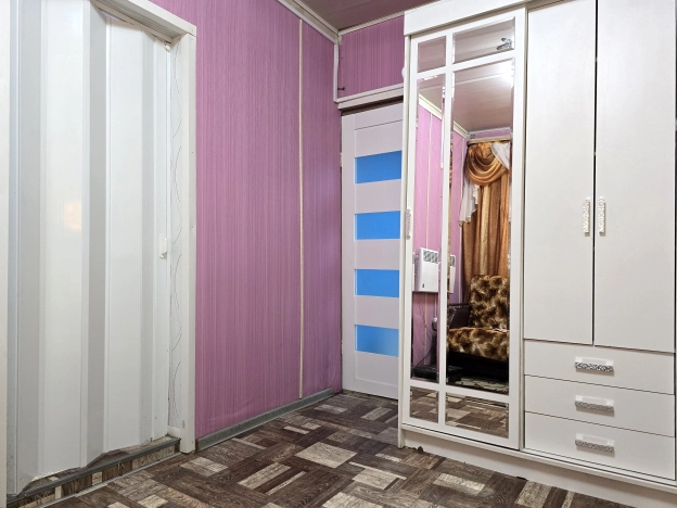 Купить дом в Петрозаводске. Вариант № 7589277, 17, площадь -  квм, цена 3300000 рублей