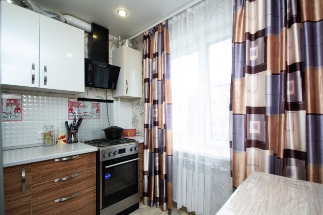 Купить двухкомнатную квартиру в Балакове. Вариант № 4808002, 12, площадь -  квм, цена 3400000 рублей