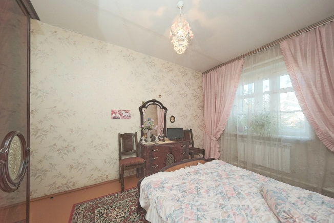 Купить четырехкомнатную квартиру в Рязани. Вариант № 5476683, 6, площадь -  квм, цена 19000000 рублей