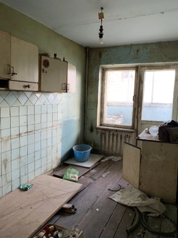 Купить трехкомнатную квартиру на улице Октябрьская в Владимирской области. Вариант № 42033, 4, площадь -  квм, цена 890000 рублей