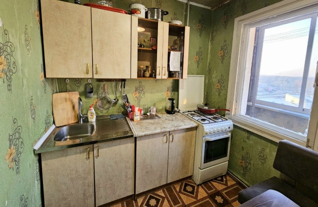 Купить двухкомнатную квартиру в Микрорайоне 15-й, Ангарск в Ангарске. Вариант № 33501, 7, площадь -  квм, цена 4450000 рублей