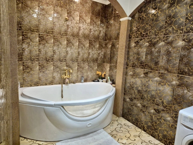 Купить квартиру на улице Маршала Жукова в Одинцове. Вариант № 9870534, 10, площадь -  квм, цена 22670000 рублей