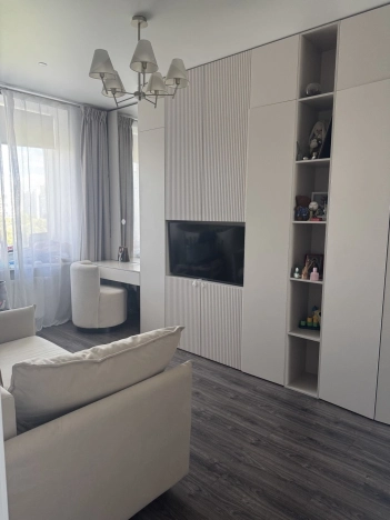 Купить трехкомнатную квартиру на вторичке на улице Корабельная в Москве. Вариант № 2552602, 11, площадь -  квм, цена 25900000 рублей