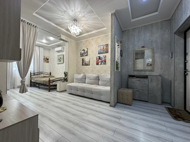 Купить однокомнатную квартиру на улице Героев-Разведчиков в Краснодаре. Вариант № 3410393, 3, площадь -  квм, цена 5899000 рублей