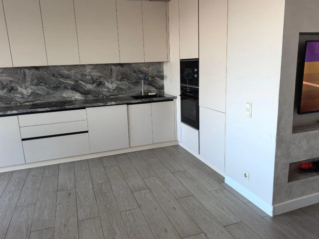 Купить двухкомнатную квартиру в районе Кировский в Ростове-на-Дону. Вариант № 4076521, 4, площадь -  квм, цена 17000000 рублей