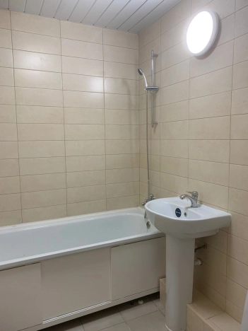 Купить квартиру в Москве. Вариант № 9320219, 8, площадь -  квм, цена 19796210 рублей