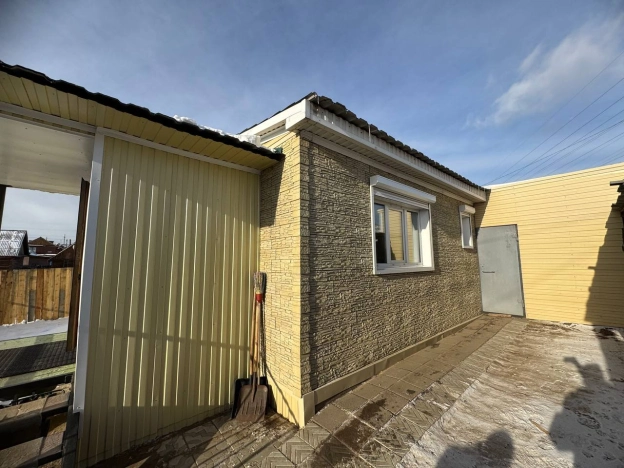 Купить дом в Улан-Удэ. Вариант № 9869559, 37, площадь - квм, цена 7500000 рублей