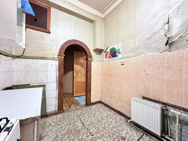 Купить трехкомнатную квартиру в районе Центральный в Санкт-Петербурге. Вариант № 48962, 14, площадь -  квм, цена 12999000 рублей