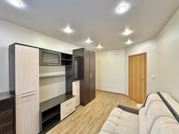 Купить однокомнатную квартиру в Санкт-Петербурге. Вариант № 9774115, 14, площадь -  квм, цена 7450000 рублей