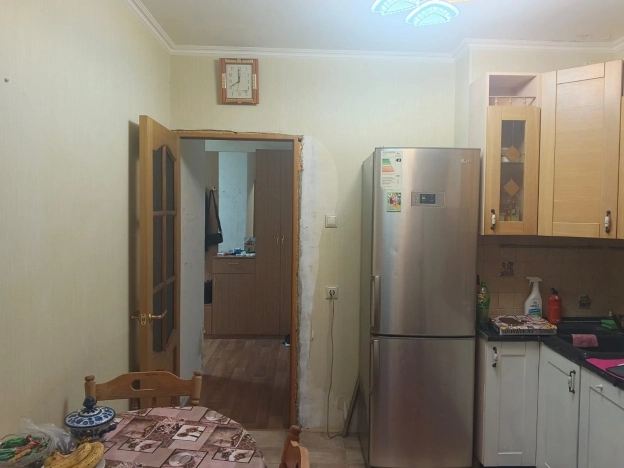 Купить однокомнатную квартиру на улице Харьковская в Москве. Вариант № 10393872, 2, площадь - квм, цена 4500000 рублей