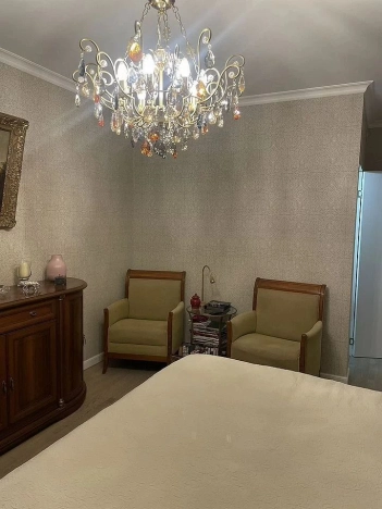 Купить квартиру в Москве. Вариант № 2120556, 32, площадь - квм, цена 23000000.0000 рублей