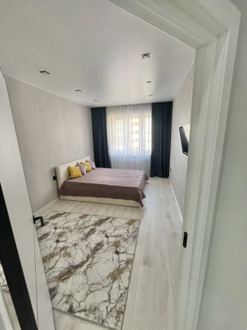 Купить квартиру в ЖК Губернский в Краснодаре. Вариант № 7604036, 4, площадь -  квм, цена 6300000 рублей