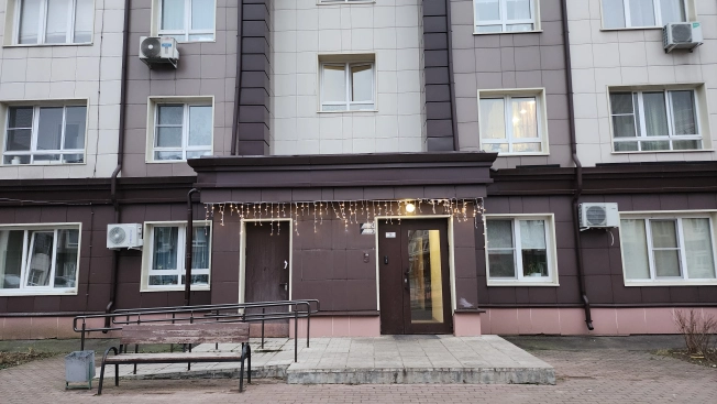 Купить квартиру на вторичке на улице Строительный проезд в Москве. Вариант № 10947468, 22, площадь -  квм, цена 8200000 рублей