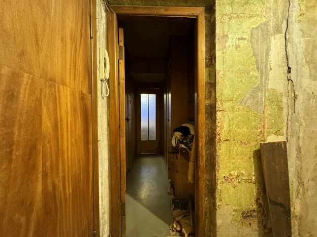 Купить трехкомнатную квартиру в районе Выборгский в Санкт-Петербурге. Вариант № 32057, 18, площадь -  квм, цена 9900000 рублей