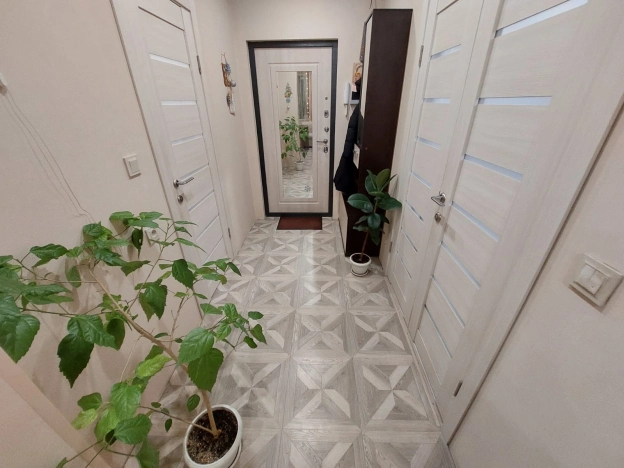 . Вариант № 21048, 18, площадь - 45 квм, цена 8500000 рублей