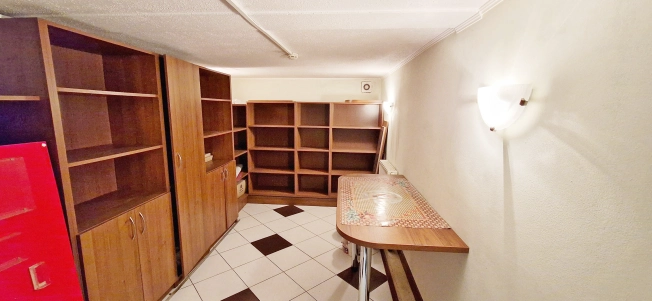 Купить коммерческую недвижимость свободного назначения в Калининграде. Вариант № 2261, 3, площадь -  квм, цена 7870000 рублей