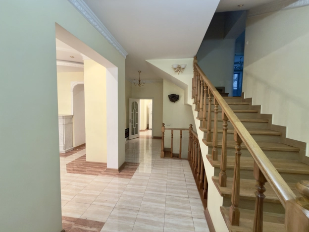 Купить дом в Москве. Вариант № 9958474, 16, площадь -  квм, цена 115000000 рублей