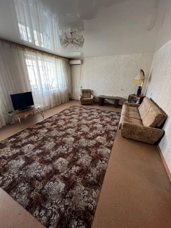 Купить квартиру на улице Ленина в Благовещенске. Вариант № 8839974, 0, площадь -  квм, цена 9600000 рублей