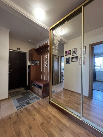 Купить квартиру в Москве. Вариант № 6160764, 4, площадь -  квм, цена 15000000 рублей