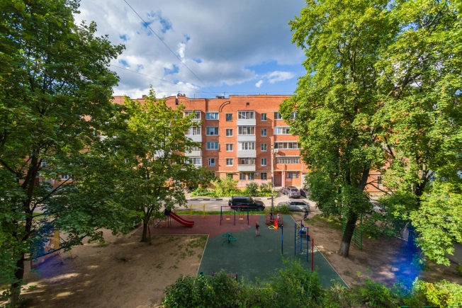 Купить трехкомнатную квартиру на улице Быстрецкая в Рязани. Вариант № 2893286, 18, площадь - квм, цена 4600000 рублей