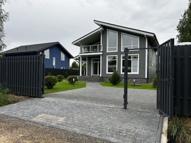 Купить дом в Санкт-Петербурге. Вариант № 38066, 9, площадь -  квм, цена 23500000 рублей