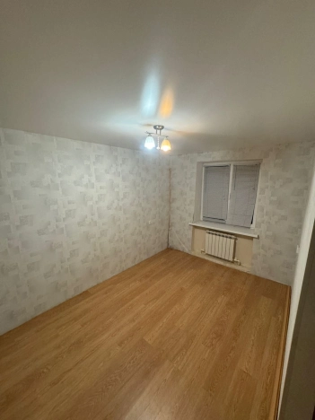 Купить двухкомнатную квартиру в Микрорайоне 4-й, Элиста в Элисте. Вариант № 3315353, 10, площадь -  квм, цена 1900000 рублей