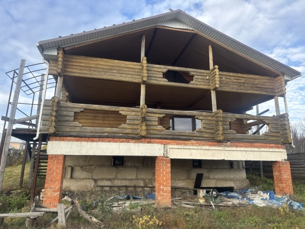 Купить дом на улице Приозёрная в Воронежской области. Вариант № 10424672, 1, площадь -  квм, цена 9900000 рублей