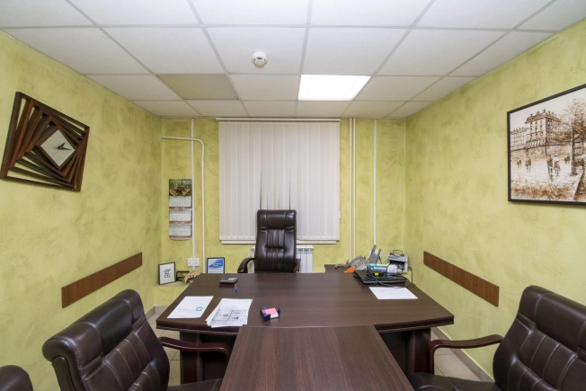 Снять офисы на улице Нижне-Волжская набережная в Нижнем Новгороде. Вариант № 44431, 5, площадь -  квм, цена 100000 рублей