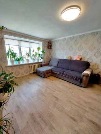 Купить однокомнатную квартиру в Октябрьском. Вариант № 43491, 3, площадь -  квм, цена 2170000 рублей