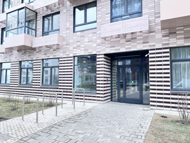 Купить квартиру на улице Голландская в Ленинградской области. Вариант № 26292, 15, площадь -  квм, цена 5400000 рублей