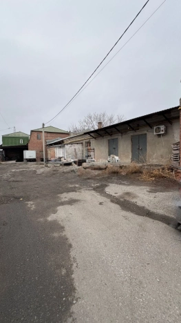 Купить коммерческую недвижимость свободного назначения в Таганроге. Вариант № 36430, 0, площадь -  квм, цена 5500000 рублей