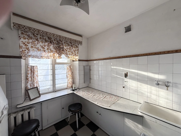 Купить квартиру в районе Ленинский в Новосибирске. Вариант № 10743129, 10, площадь - квм, цена 4800000 рублей