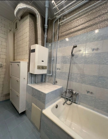 Купить трехкомнатную квартиру в Калининграде. Вариант № 7526518, 14, площадь -  квм, цена 5900000 рублей