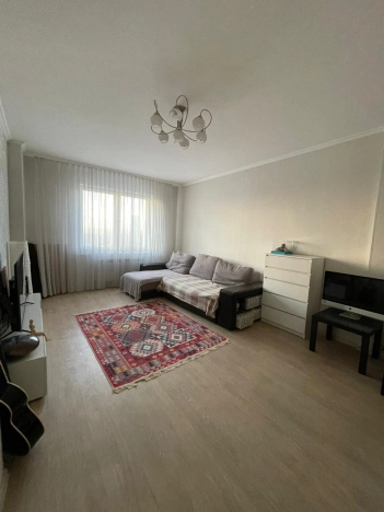 Купить двухкомнатную квартиру в районе Заельцовский в Новосибирске. Вариант № 8217762, 2, площадь -  квм, цена 8990000 рублей