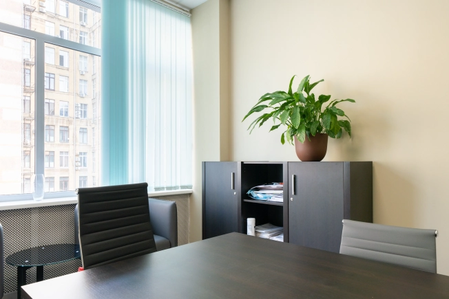 Купить офисы в Москве. Вариант № 48384, 20, площадь -  квм, цена 117000000 рублей