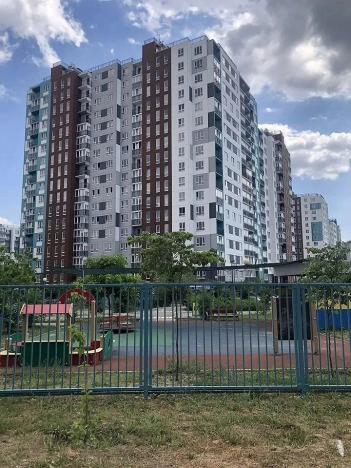 Купить однокомнатную квартиру в Ростовской области. Вариант № 10024642, 0, площадь -  квм, цена 3850000 рублей