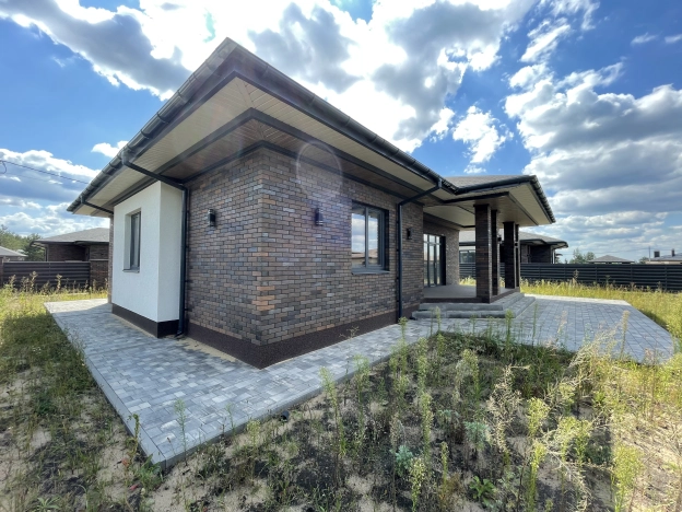 Купить дом в Воронеже. Вариант № 2546293, 11, площадь -  квм, цена 14000000 рублей