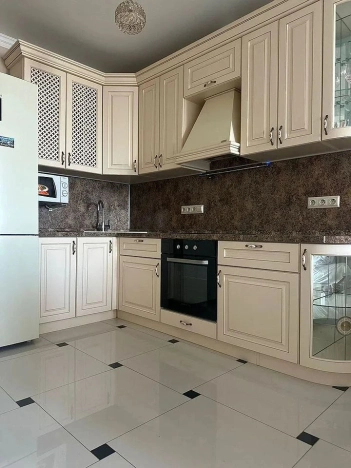 Купить однокомнатную квартиру в районе Кировский в Ростове-на-Дону. Вариант № 3896298, 3, площадь -  квм, цена 11800000 рублей