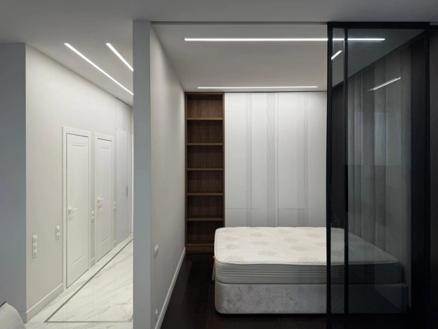 Купить квартиру в Москве. Вариант № 8890798, 8, площадь - квм, цена 36000000 рублей