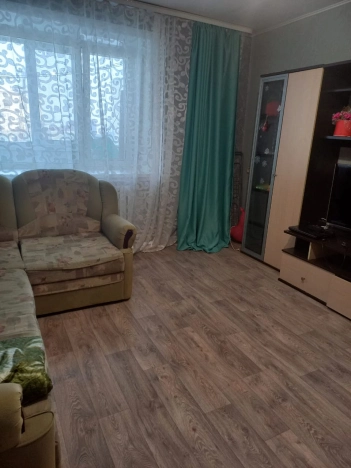 Купить трехкомнатную квартиру в Амурской области. Вариант № 9915135, 9, площадь -  квм, цена 4000000 рублей