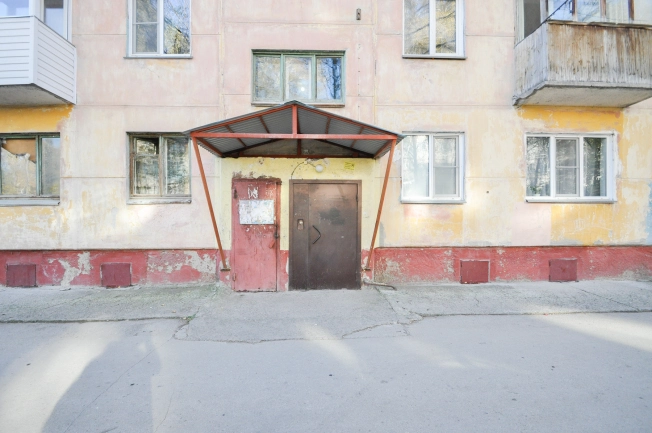 Купить комнату у метро Площадь Маркса в Новосибирске. Вариант № 3056021, 11, площадь -  квм, цена 1070000 рублей