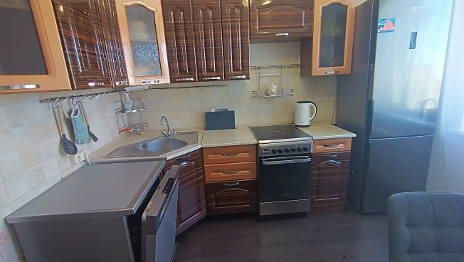 Снять квартиру в Тобольске. Вариант № 3146141, 13, площадь -  квм, цена 60000 рублей