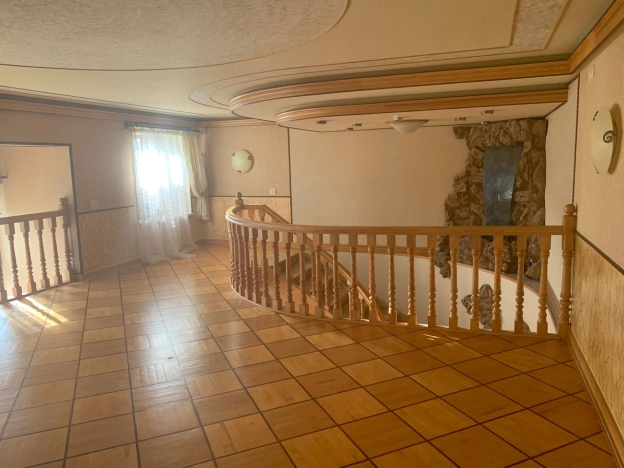 Купить четырехкомнатную квартиру в Вологде. Вариант № 3445, 14, площадь -  квм, цена 19700000 рублей