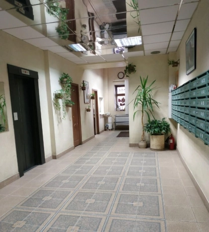 Купить квартиру в Москве. Вариант № 9376536, 13, площадь -  квм, цена 24700000 рублей