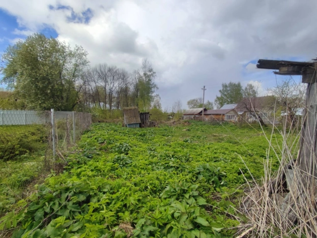 Купить земельный участок в Юрьеве-Польском. Вариант № 7753, 8, площадь -  квм, цена 420000 рублей
