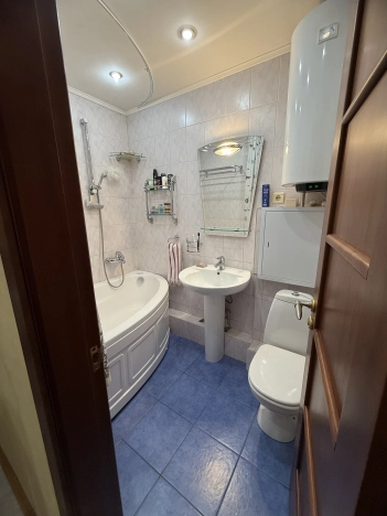 Купить квартиру в районе Сормовский в Нижнем Новгороде. Вариант № 9924777, 13, площадь -  квм, цена 10300000 рублей