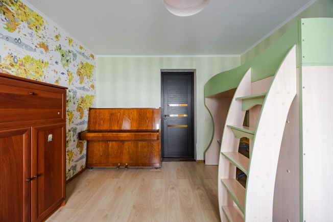 Купить четырехкомнатную квартиру у метро Гражданский проспект в Санкт-Петербурге. Вариант № 38345, 9, площадь -  квм, цена 14500000 рублей